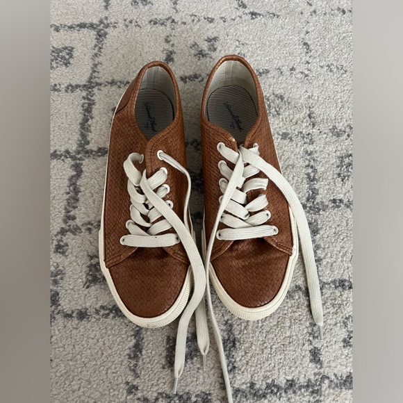 Universal Thread Shoes - Universal Threads Sneakers